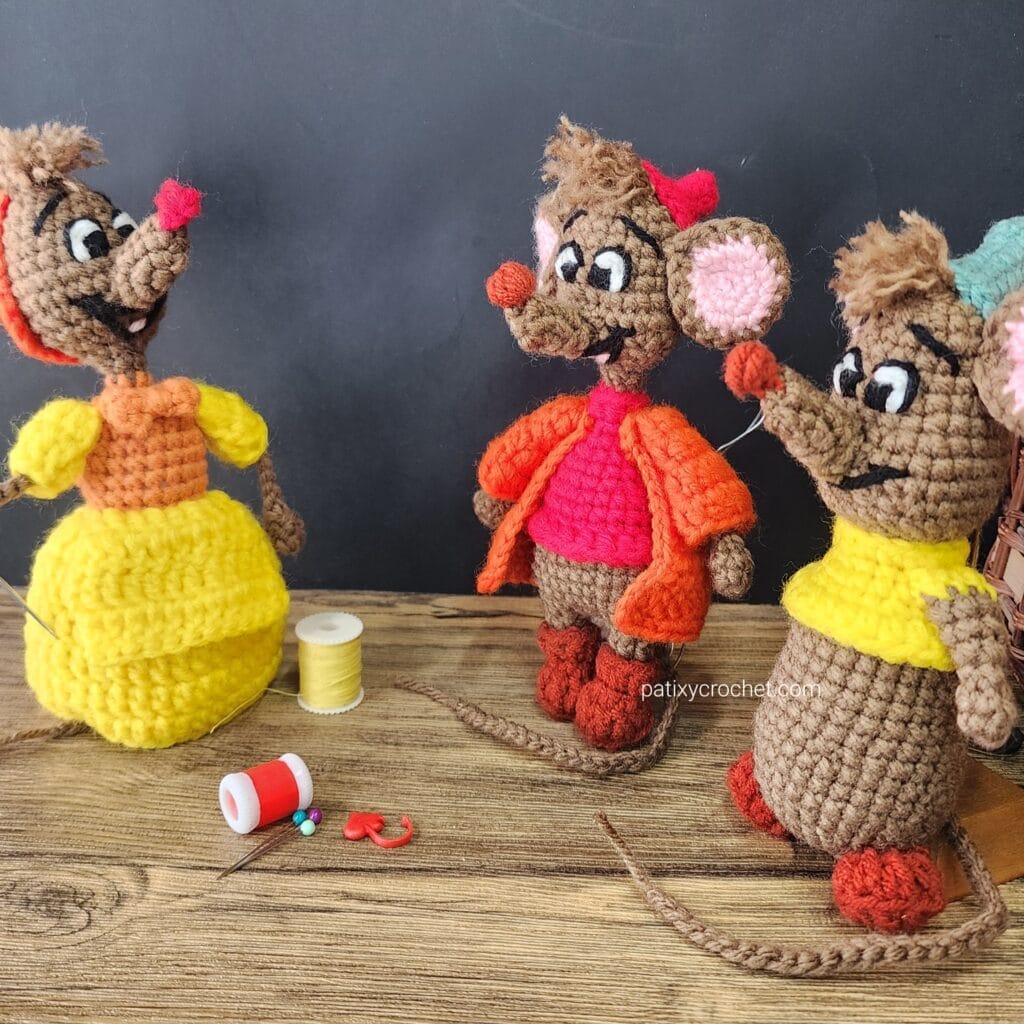 Jaq - AMIGURUMI ropa color rojo con naranja