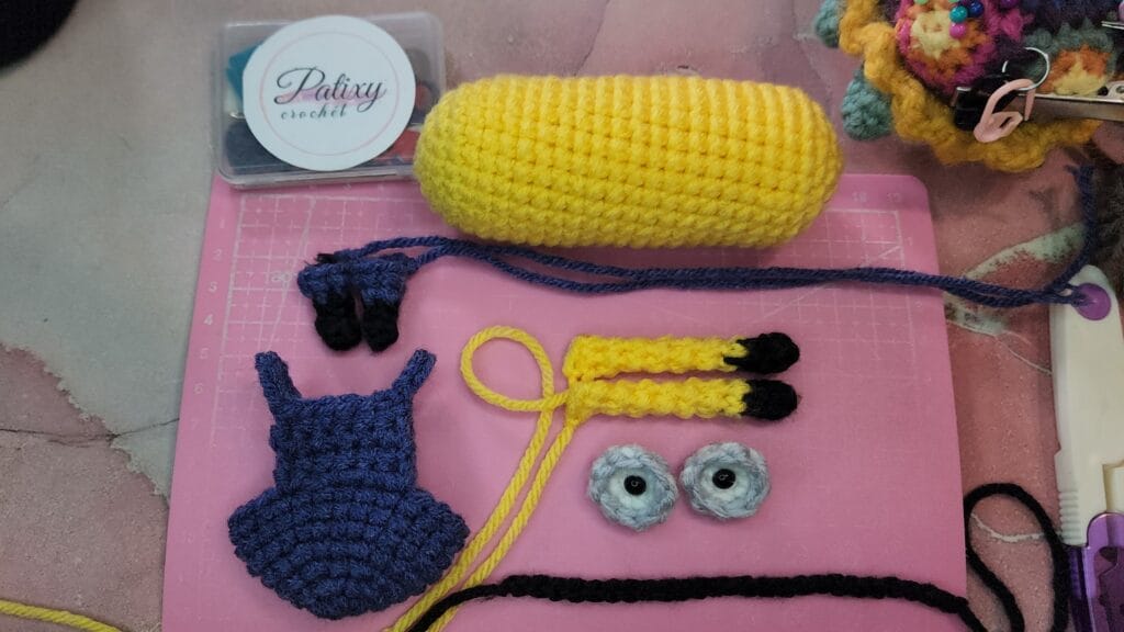 Kevin Minions Eng Amigurumi pieces